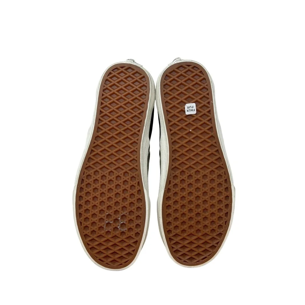 Vans Classic Slip-On Suede Sherpa Faux Fur Lined Olive Green Mens 6.5 Womens 8